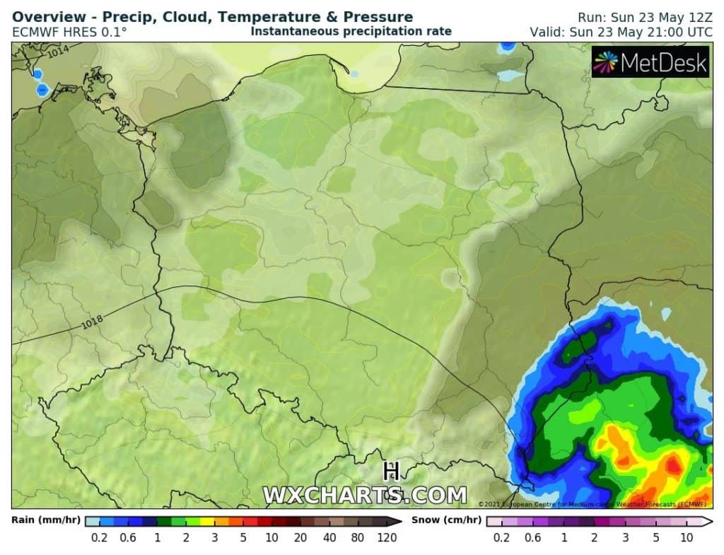 Opady na wschód. 