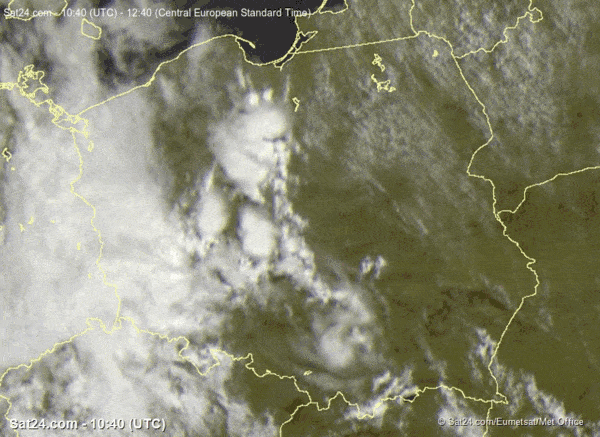Rozwój chmur burzowych okiem satelity 