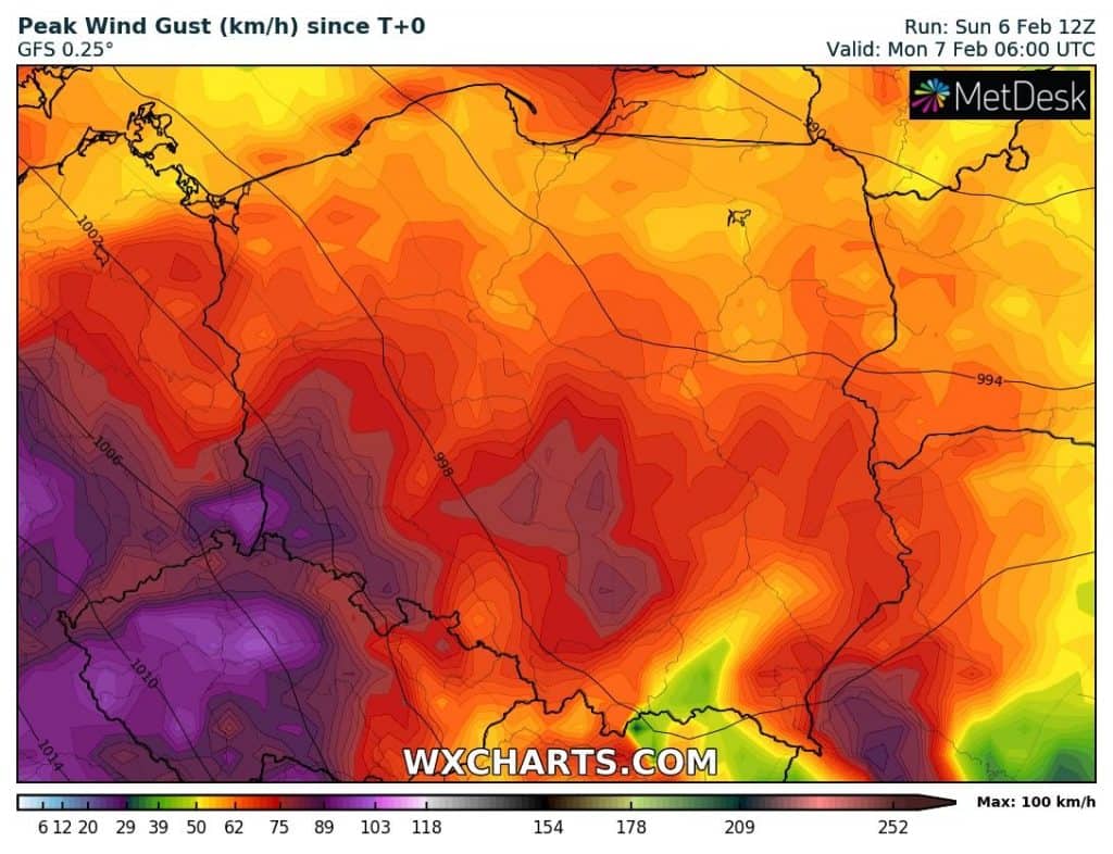 Silna wichura uderzy w nocy na obszarze Polski. Wiatr przekroczy 100 km/h, opady i lokalne burze. Mapy wiatru zdradzają, gdzie będzie groźnie