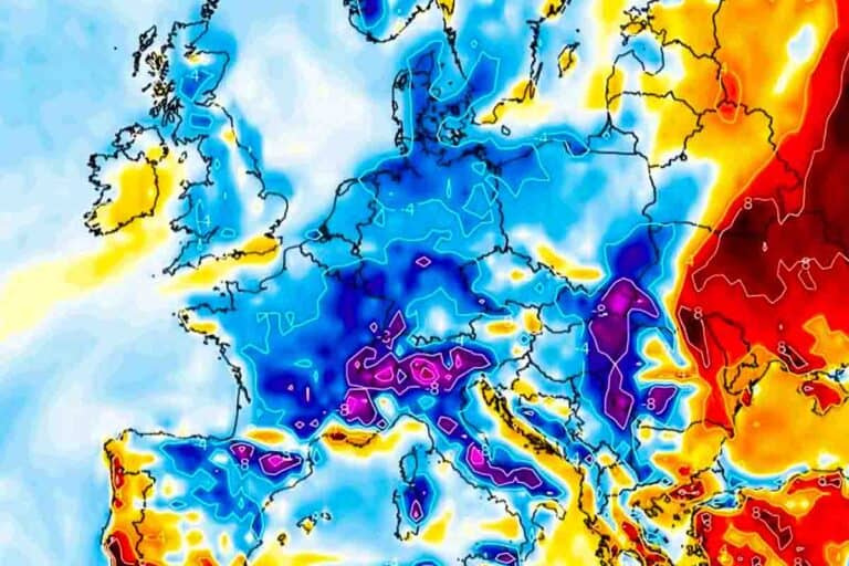 Pogoda na lipiec rozczaruje? Ochłodzenie w Polsce. Burze i deszcz