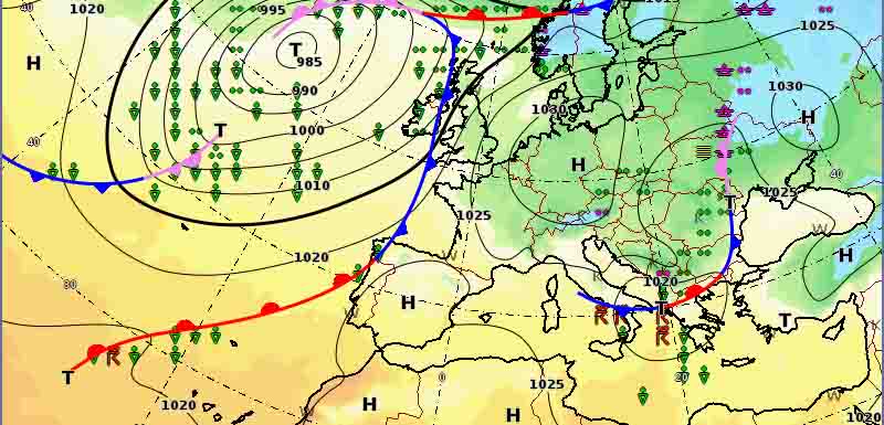 Śnieżyca i ulewy na południu. Aktywny niż i fronty atmosferyczne