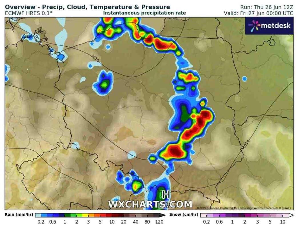 groźne burze w kraju i linia zbieżności wiatru