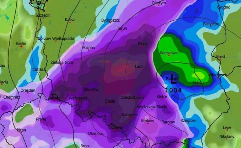 Silna śnieżyca nadciągnie nad Polskę. Atak zimy, mróz i śnieg