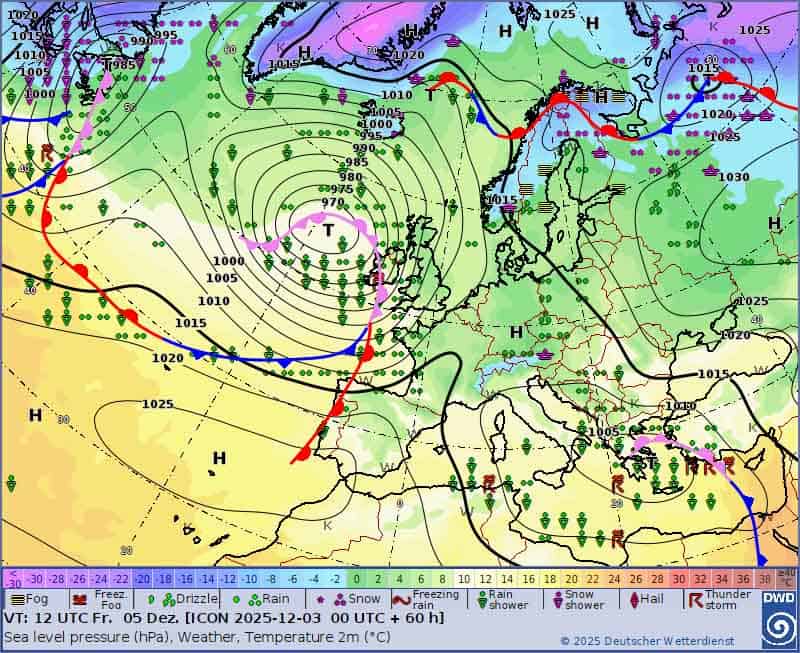Pogoda na weekend przyniesie nieco opadów. Sytuacja synoptyczna