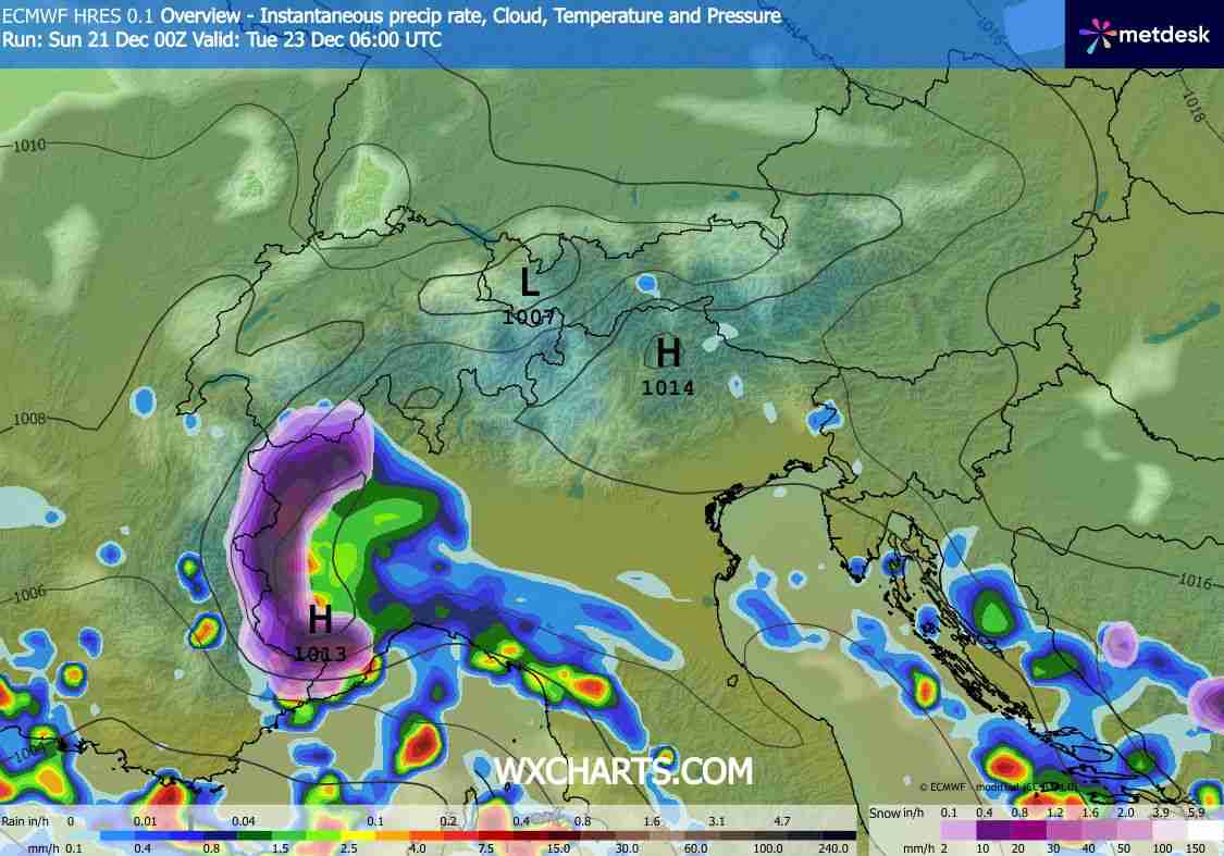 silne śnieżyce w Alpach