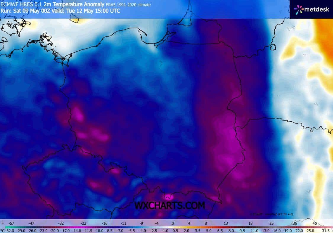silny mróz i duża ujemna anomalia temperatury 