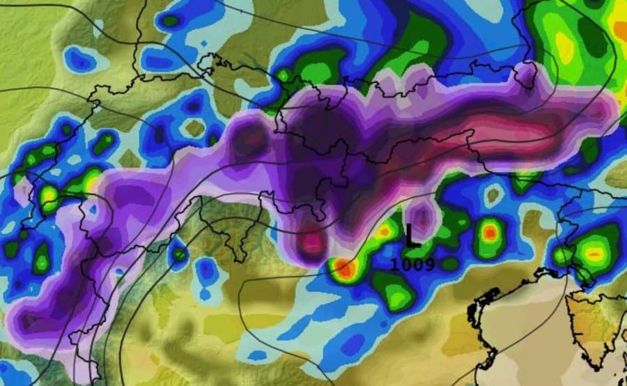 Atak zimy przyniesie potężną śnieżycę. Prognoza opadów śniegu