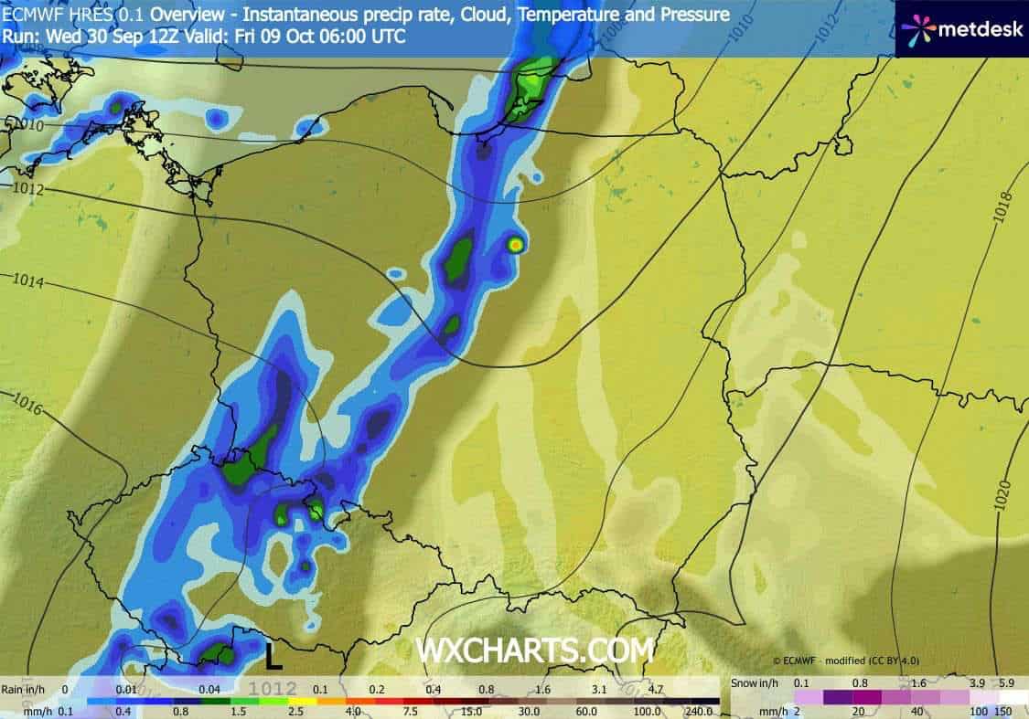 Strefy opadów deszczu 9 października według modelu ECMWF. Kolejne porcje wilgoci niesione przez odbudowaną cyrkulację atlantycką.